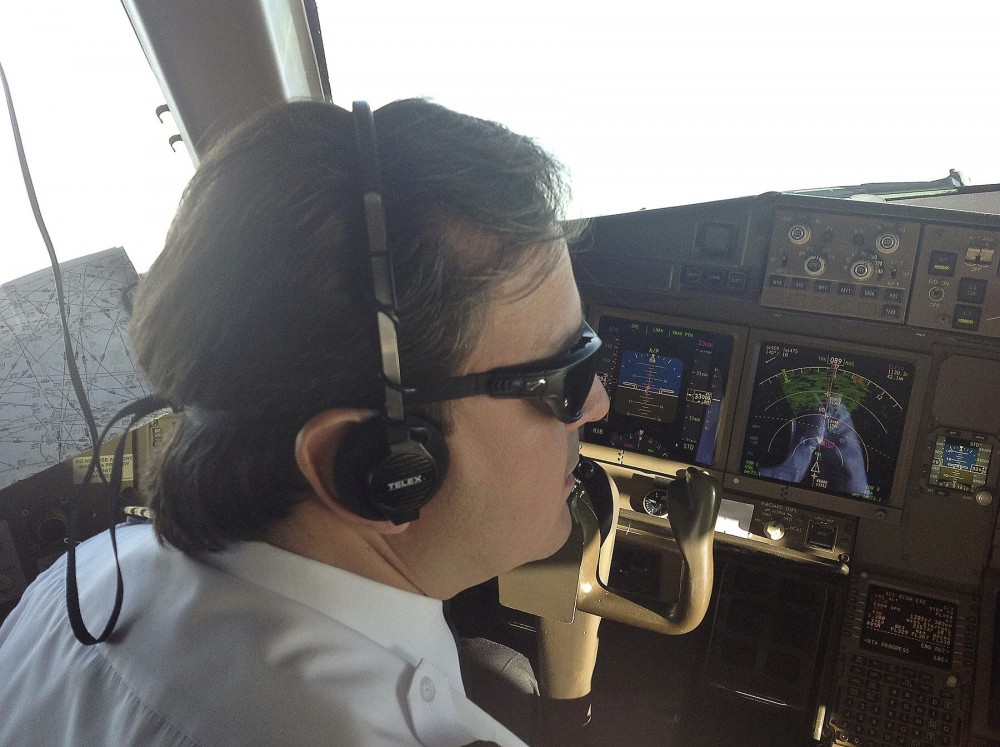 flying eyes in the cockpit