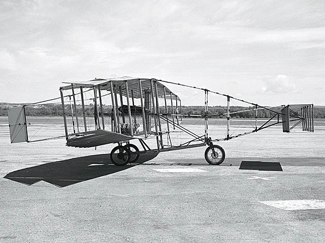 the-silver-dart-airplane